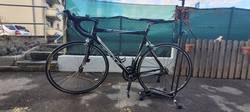 Felt full carbon racing bike size M used